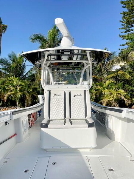 2005 Yellowfin 34 Offshore
