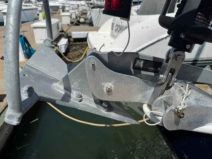 Delta Sand Yacht Photos Pics Anchor system on a 2000 Sabre 362 sailboat at a marina.