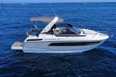 2017 Jeanneau Leader 30