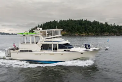 Tollycraft 44 Cockpit Motor Yacht