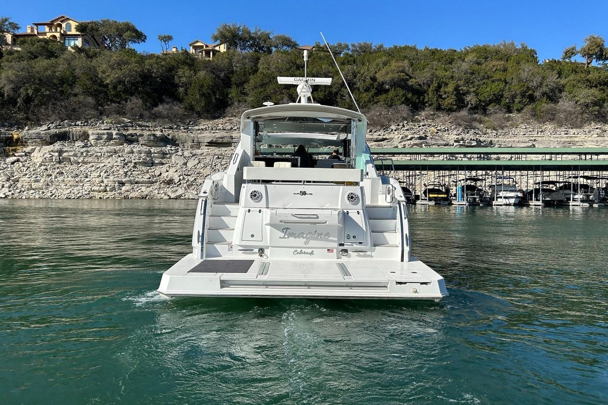 2021 Cruisers Yachts 49 