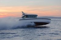 2023 Axopar 28 CABIN Open