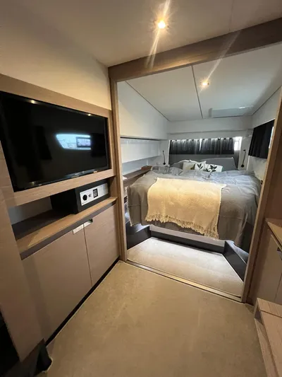 Elba 45 Yacht Photos Pics Luxurious bedroom interior of 2021 Fountaine Pajot Catamaran Elba 45 with modern amenities.