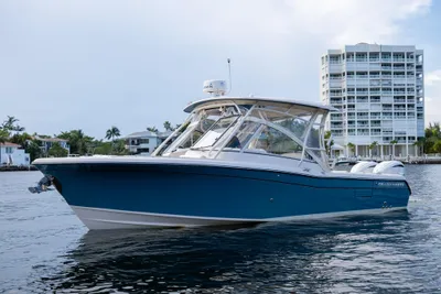 Grady-White Freedom 285