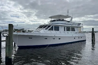 Offshore Yachts 62 Flushdeck
