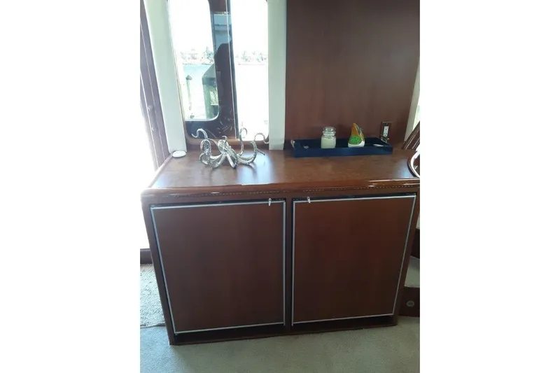 Endless Summer Yacht Photos Pics Side by side Refrigerator and Freezer, additional to galley Refrigerator.