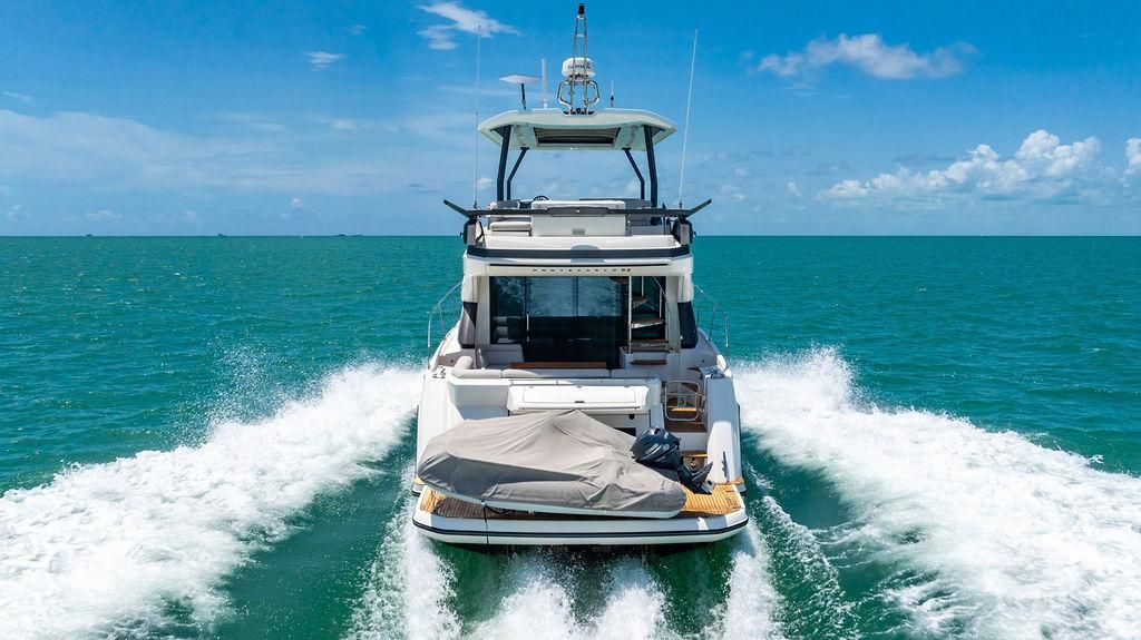 2022 Beneteau 52 