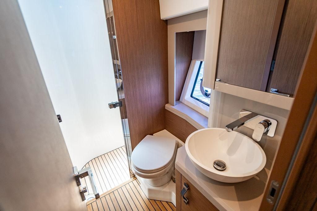 2022 Beneteau 52 
