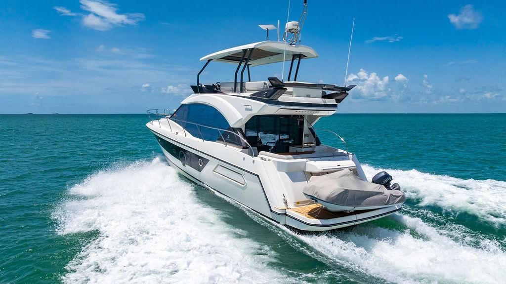 2022 Beneteau 52 