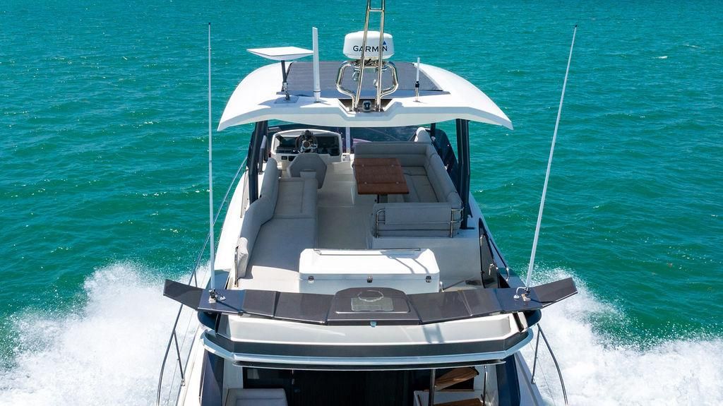 2022 Beneteau 52 