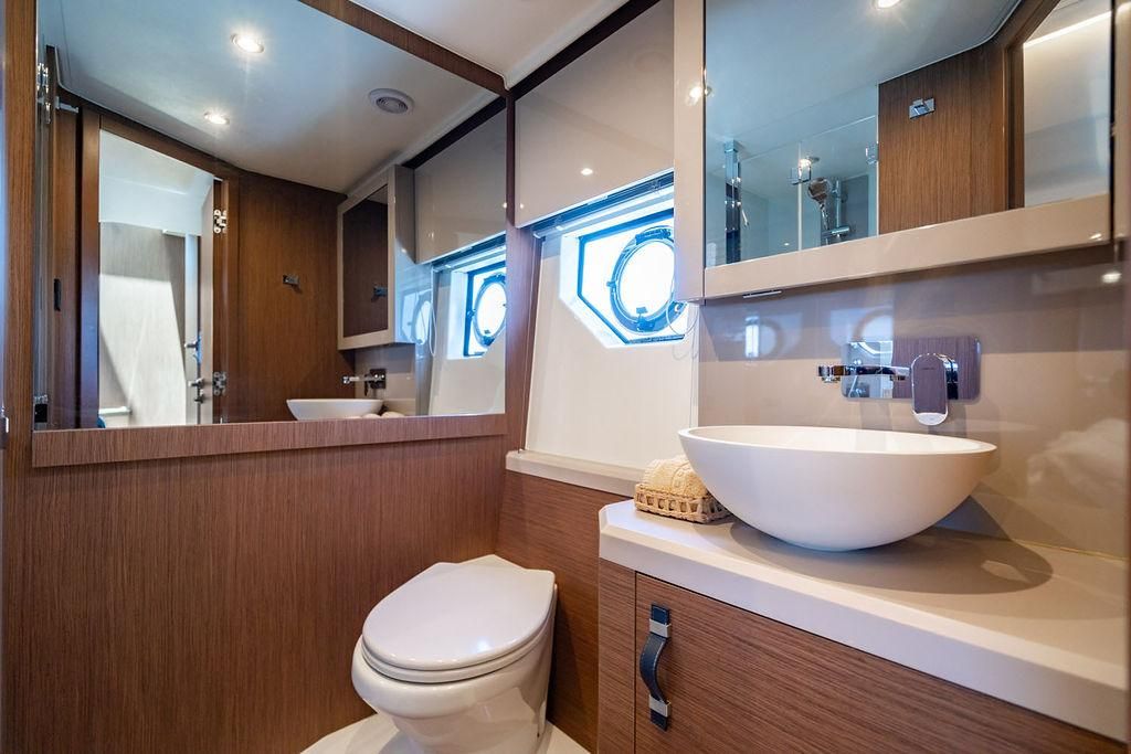 2022 Beneteau 52 