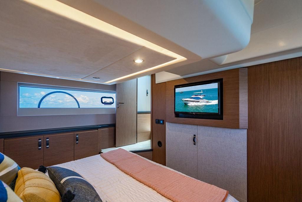 2022 Beneteau 52 
