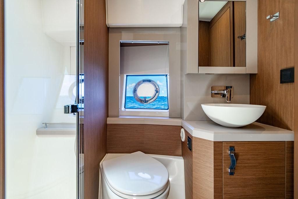 2022 Beneteau 52 