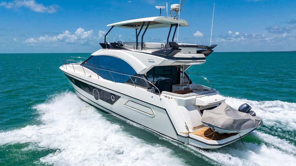 2022 Beneteau 52 
