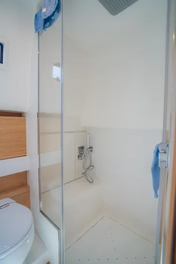 Delilah Yacht Photos Pics 