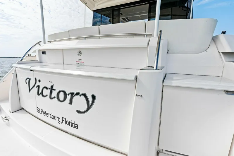 Victory Yacht Photos Pics 