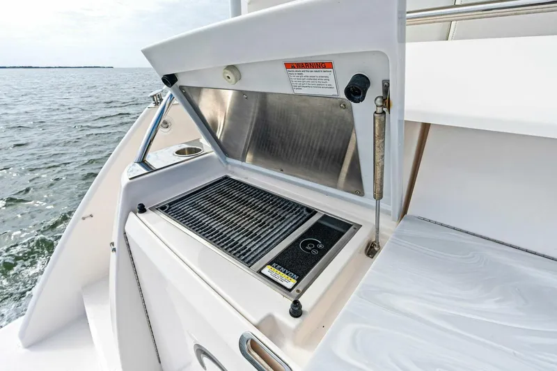 Victory Yacht Photos Pics 