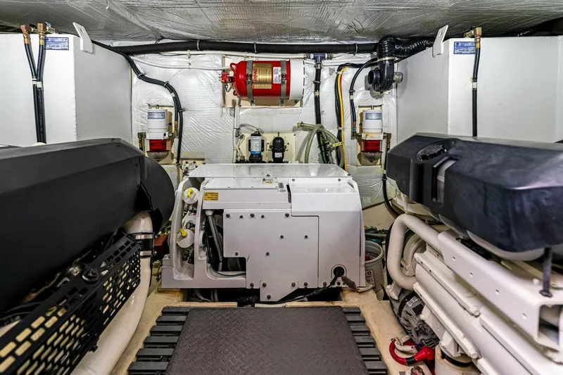 Victory Yacht Photos Pics 