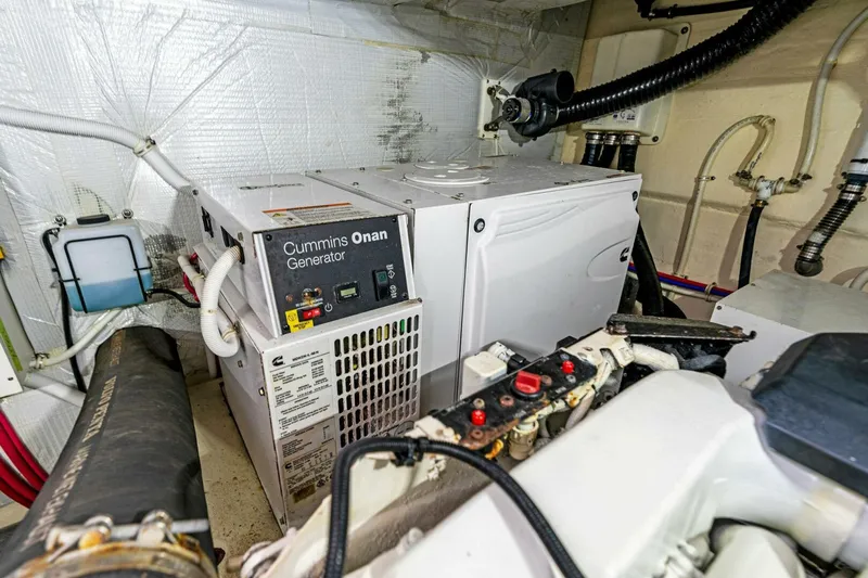 Victory Yacht Photos Pics 