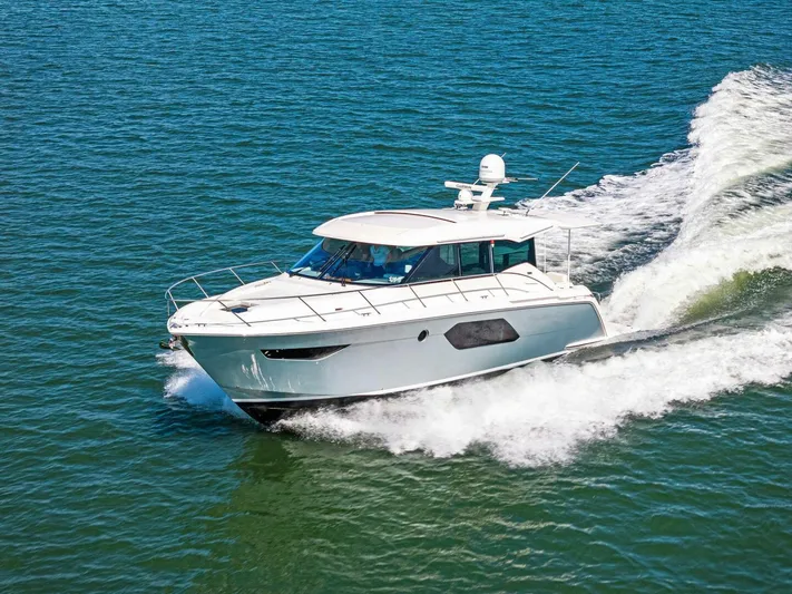 Victory Yacht Photos Pics 