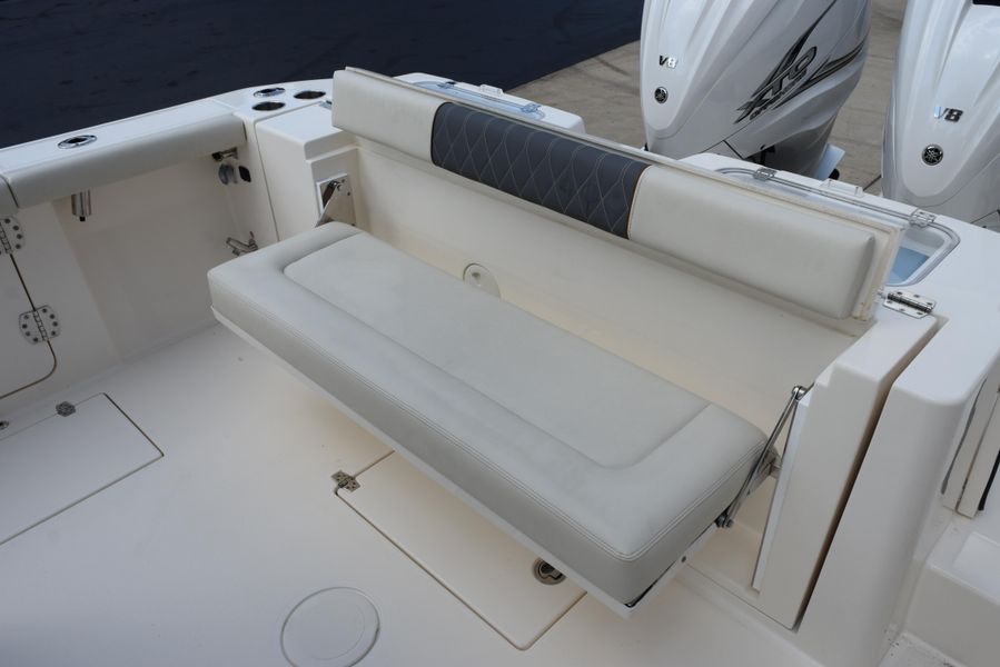 2022 Cobia 320 Center Console