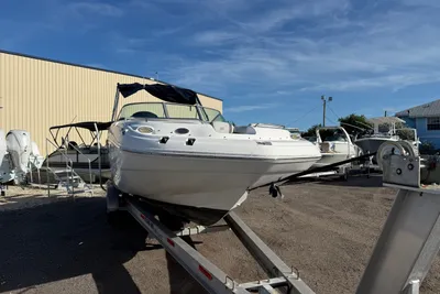 Hurricane SunDeck 2400