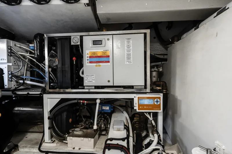 Trilogy T3 Yacht Photos Pics 