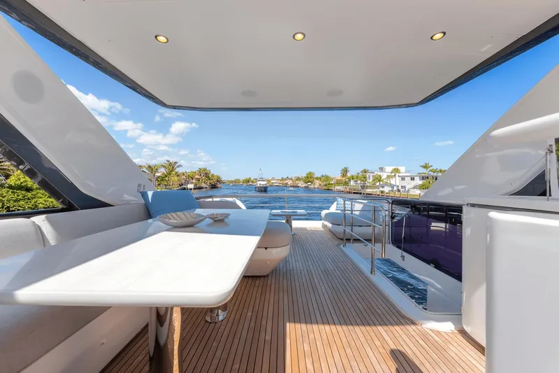 Trilogy T3 Yacht Photos Pics 