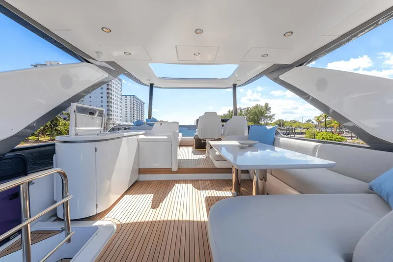 Trilogy T3 Yacht Photos Pics 