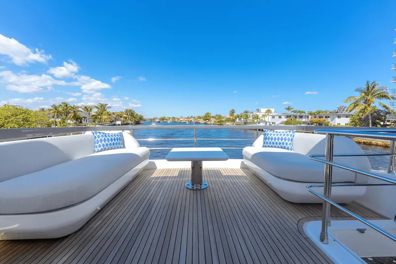 Trilogy T3 Yacht Photos Pics 