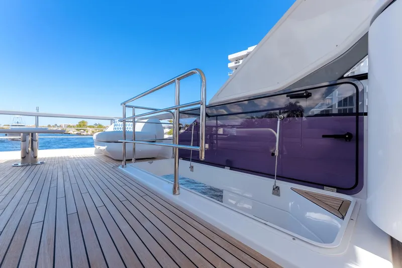 Trilogy T3 Yacht Photos Pics 