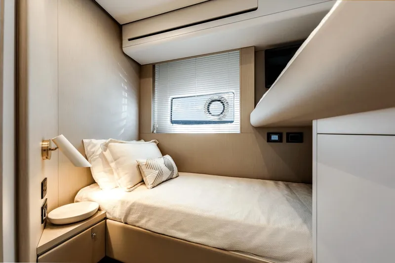 Trilogy T3 Yacht Photos Pics 