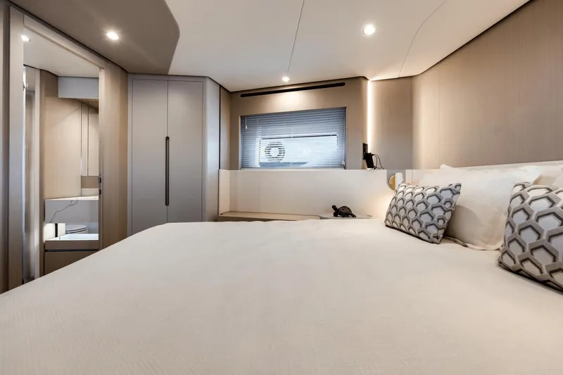 Trilogy T3 Yacht Photos Pics 