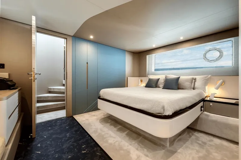 Trilogy T3 Yacht Photos Pics 