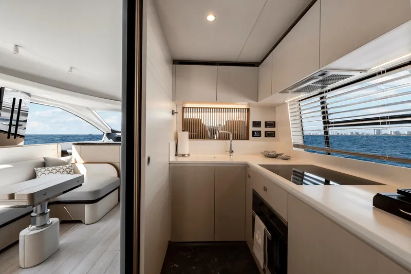 Trilogy T3 Yacht Photos Pics 