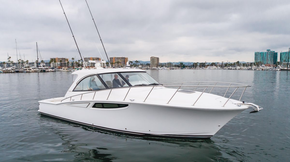 2023 Mag Bay 42 