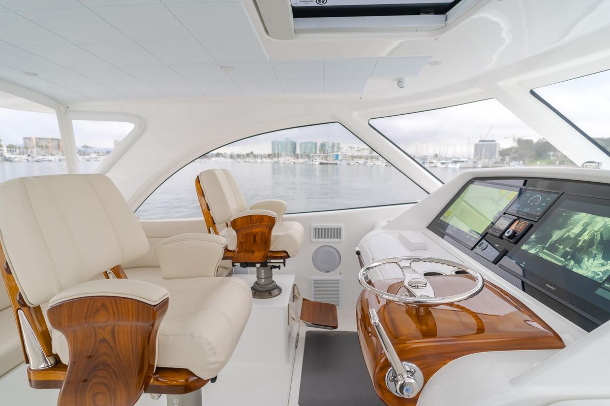 2023 Mag Bay 42 
