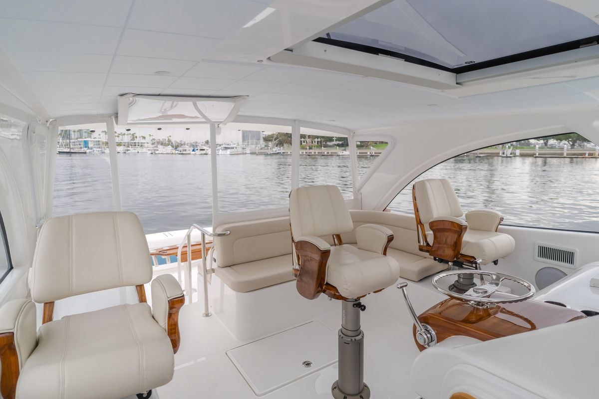2023 Mag Bay 42 