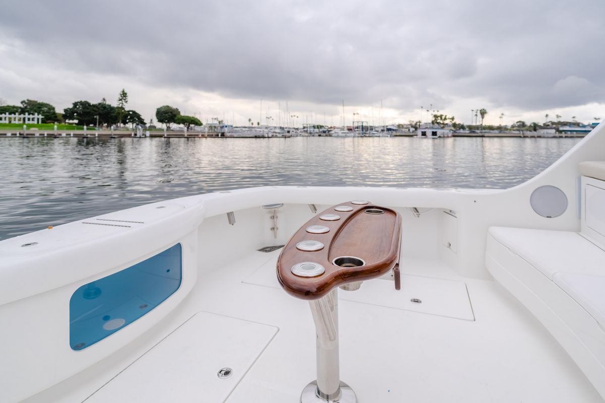 2023 Mag Bay 42 