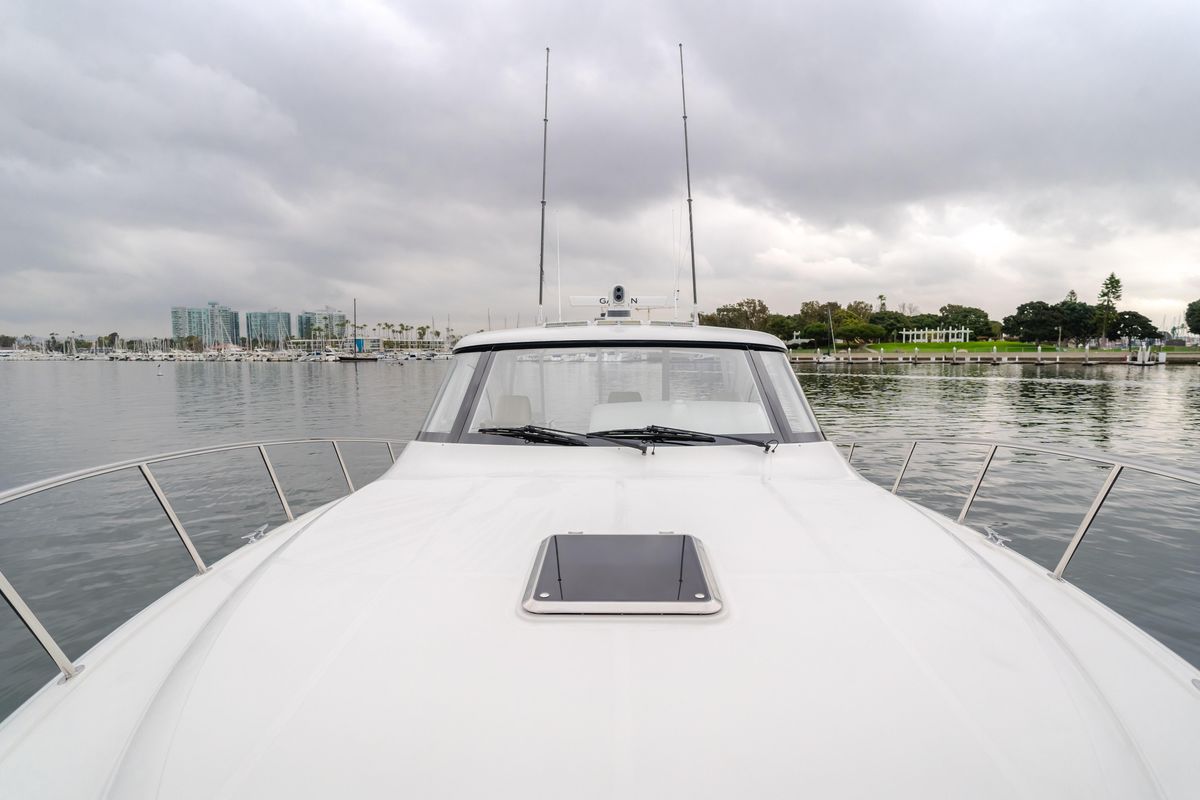 2023 Mag Bay 42 