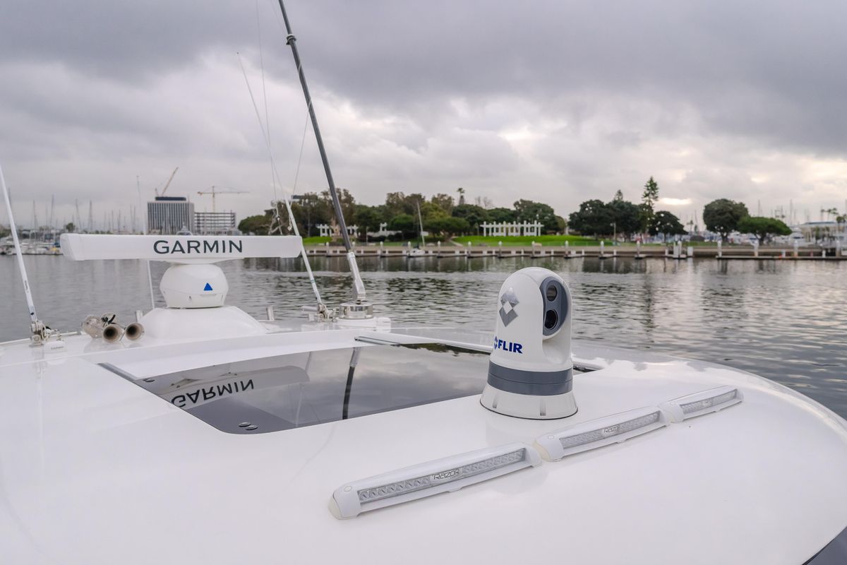 2023 Mag Bay 42 