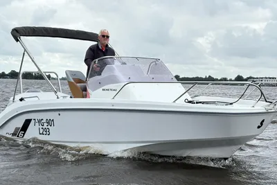 2022 Beneteau Flyer 6 SUNdeck
