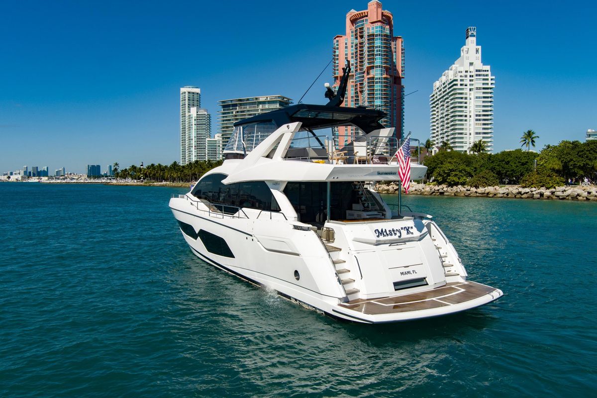 2024 Sunseeker 76 