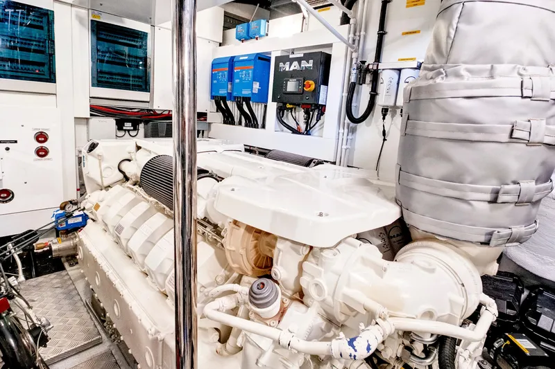 Misty K Yacht Photos Pics Engine room of 2024 Sunseeker 76 Yacht, featuring advanced machinery and control systems.