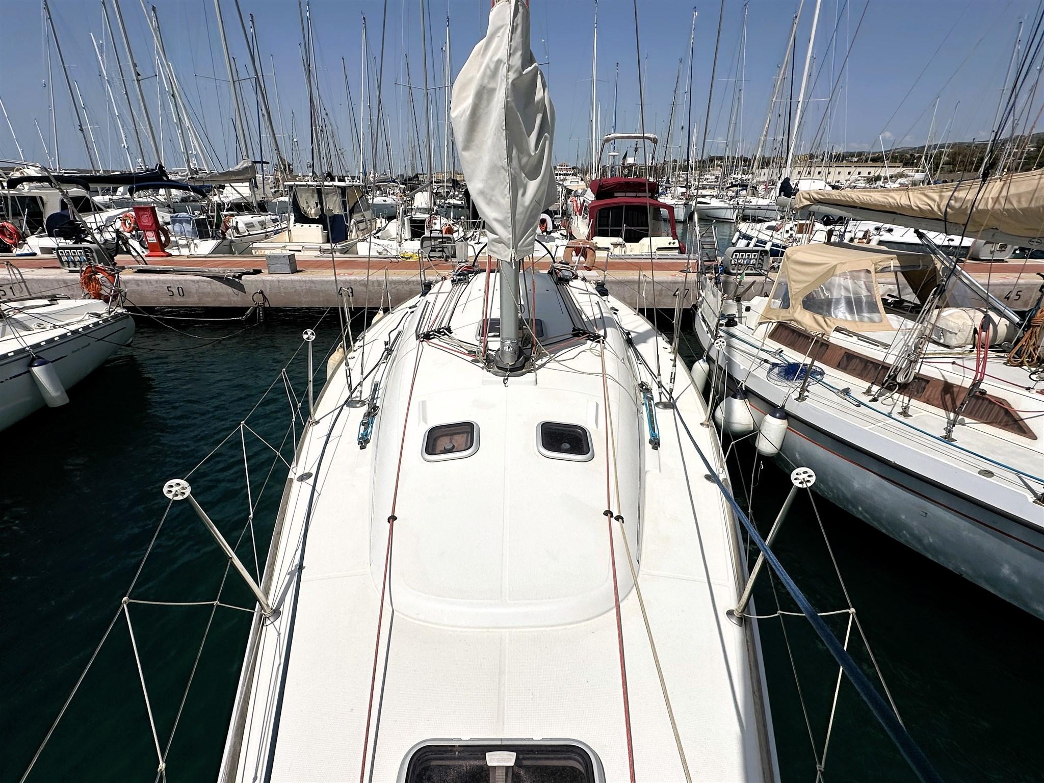 2005 First 36.7 Racer/Cruiser for sale YachtWorld