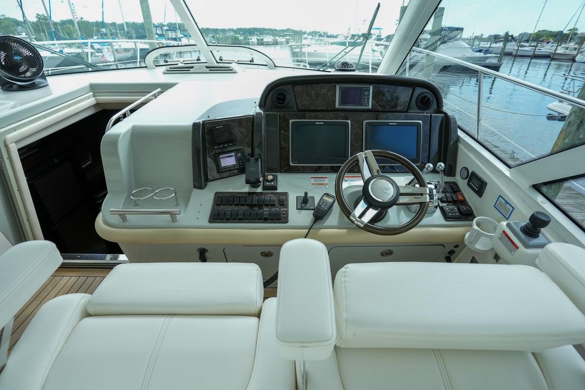 2010 Sea Ray 51 