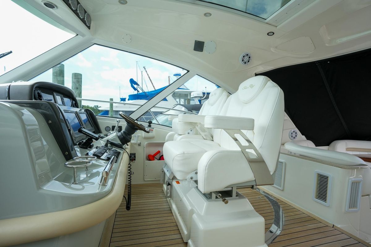 2010 Sea Ray 51 