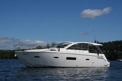 2012 Sealine SC42
