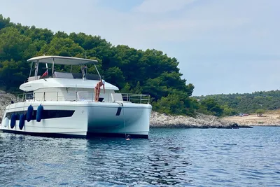 2021 Fountaine Pajot MY6