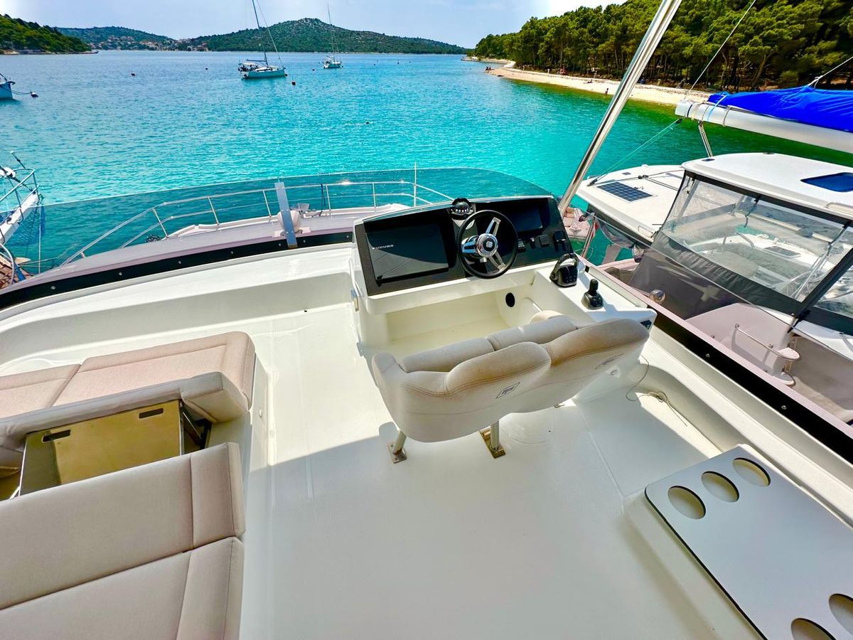 2021 Fountaine Pajot 44 